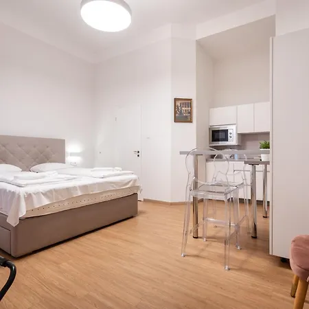 Klauzal Garden City Apartments- Studio K32 Apartament